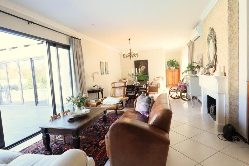 5 Bedroom Property for Sale in Golden Acre Western Cape